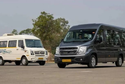 Tempo Traveller in Kolkata